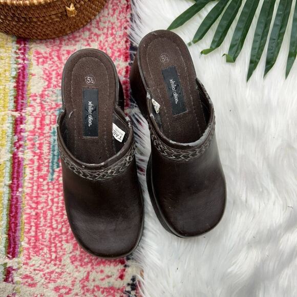 Vintage Y2K 2000s Xhilaration Neutral Brown Slip On Chunky Platform Clog 5.5 - Picture 2 of 11